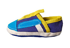 Интеллектуальная игрушка для собак в виде кроссовка