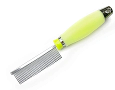 PetStar Расческа с частыми зубцами 40 зубцов, зеленая